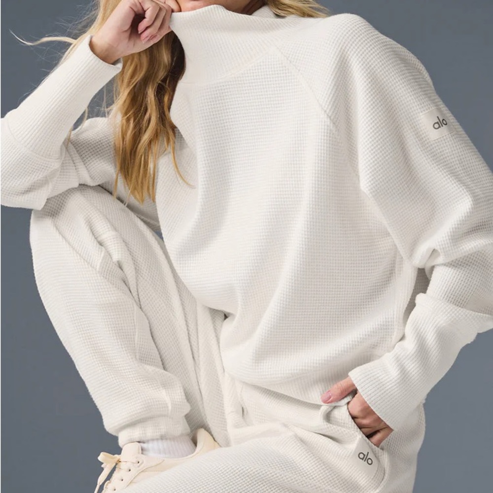 ALO Waffle Weekend Escape Mock Neck Long Sleeve